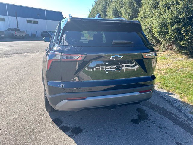 New 2027 Chevrolet Equinox LT w/ Midnight Edition AWD/4WD image 3
