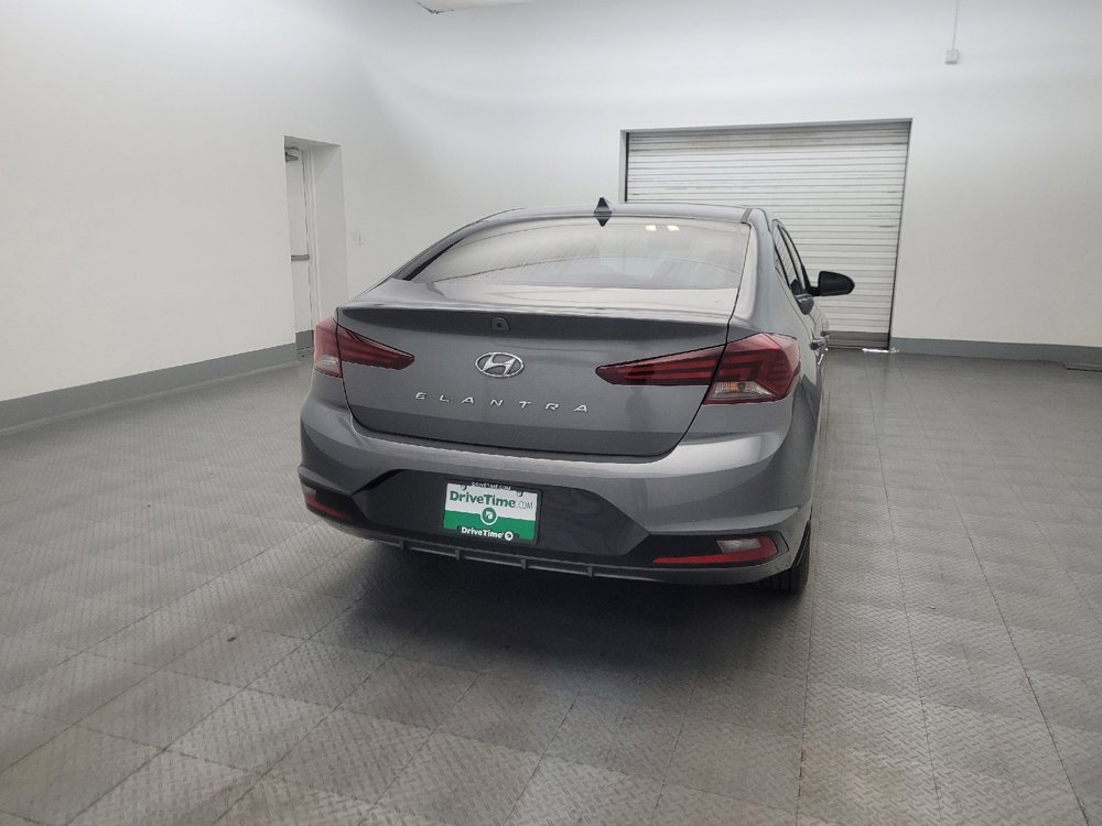 Used 2020 Hyundai Elantra SEL w/ Cargo Package (C1) FWD image 7