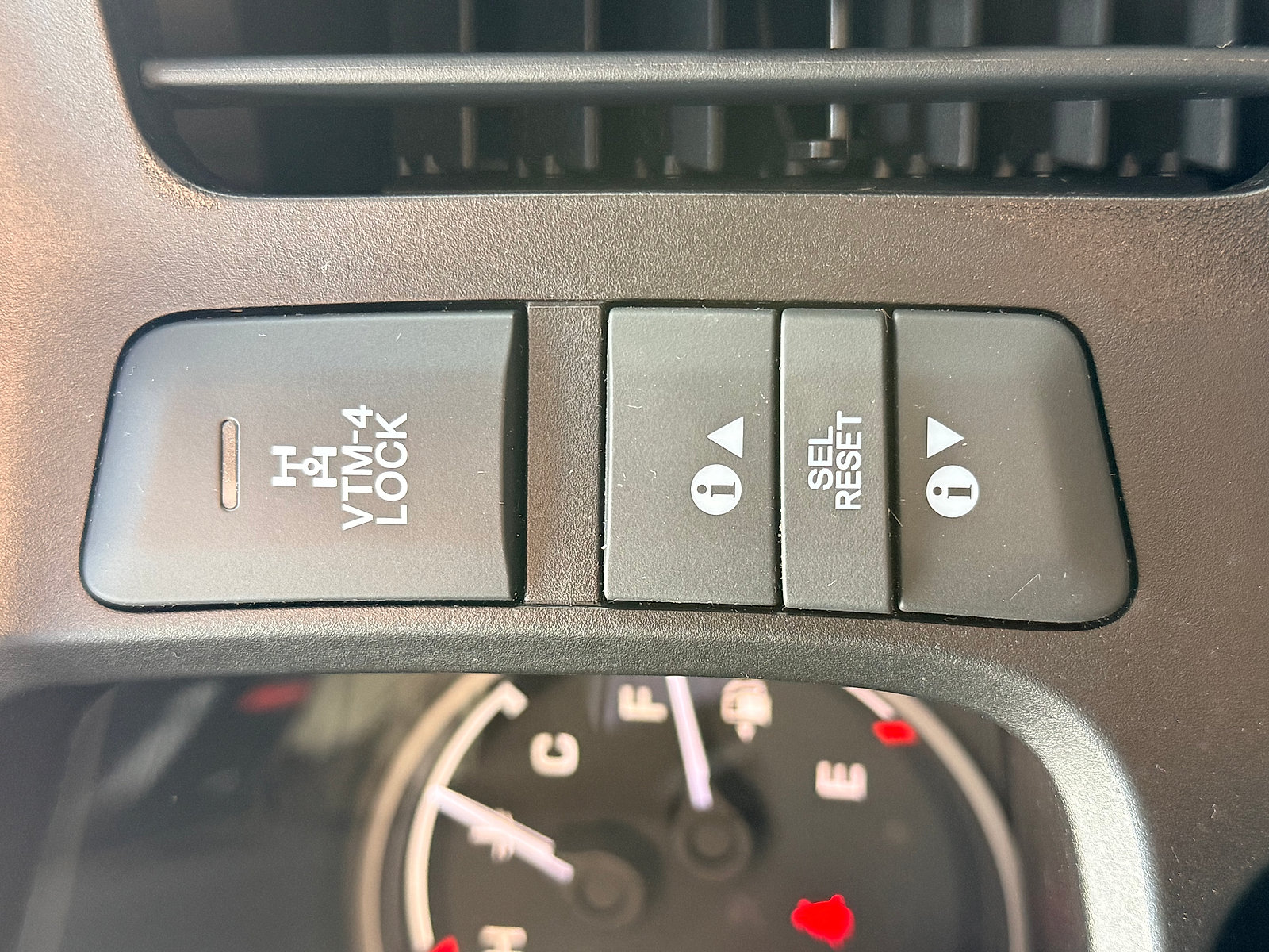 Used 2010 Honda Ridgeline RTL image 28
