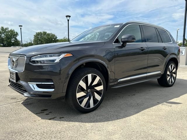 Certified 2023 Volvo XC90 T8 Ultimate w/ Protection Package Premier AWD/4WD image 4
