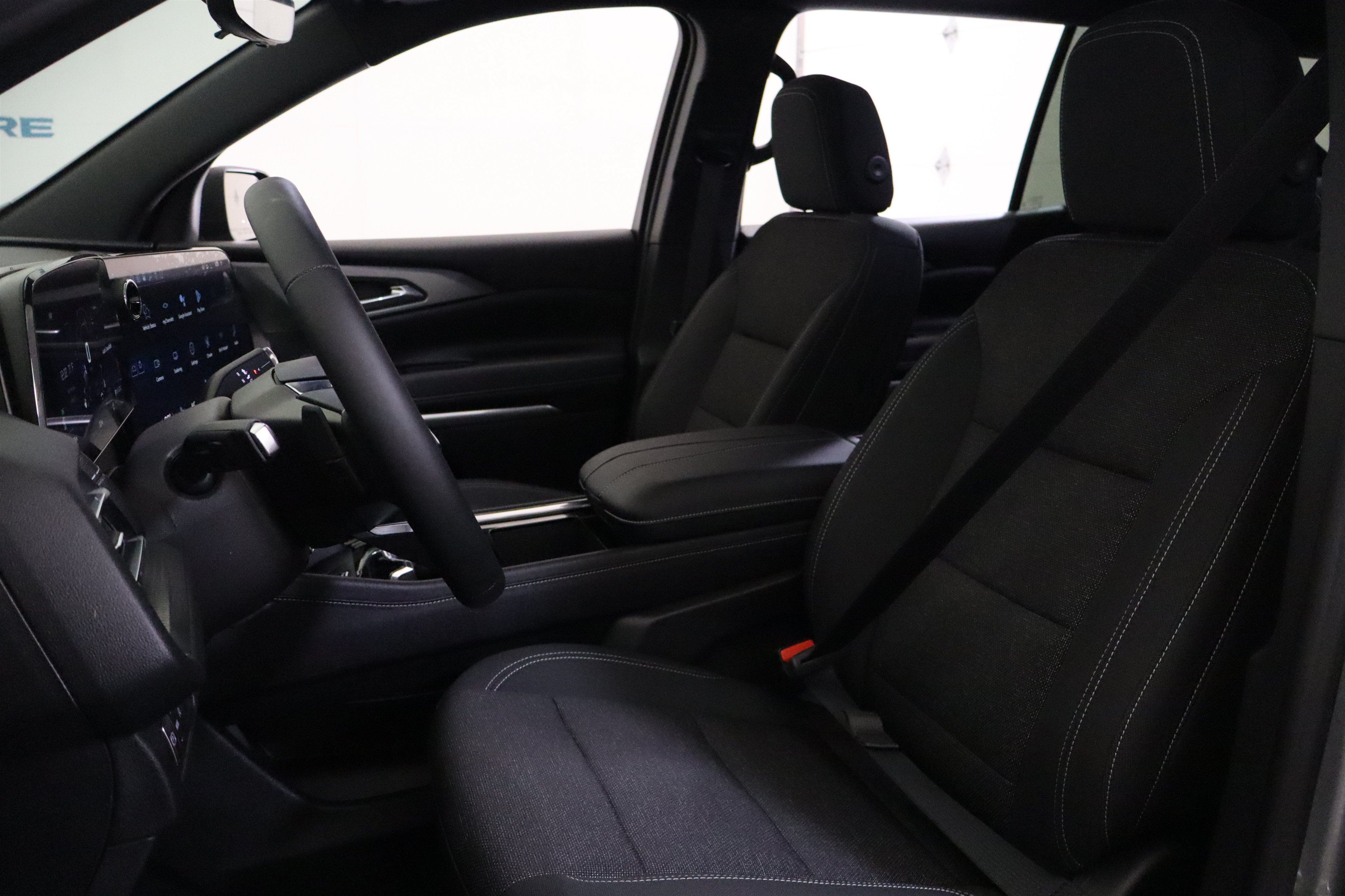 New 2026 Chevrolet Traverse LT w/ Driver Confidence Package FWD image 23