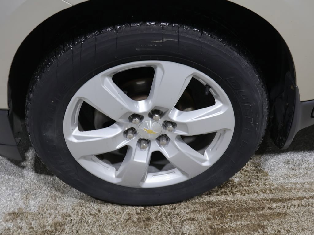 Used 2016 Chevrolet Traverse LT w/ Style and Technology Package image 9