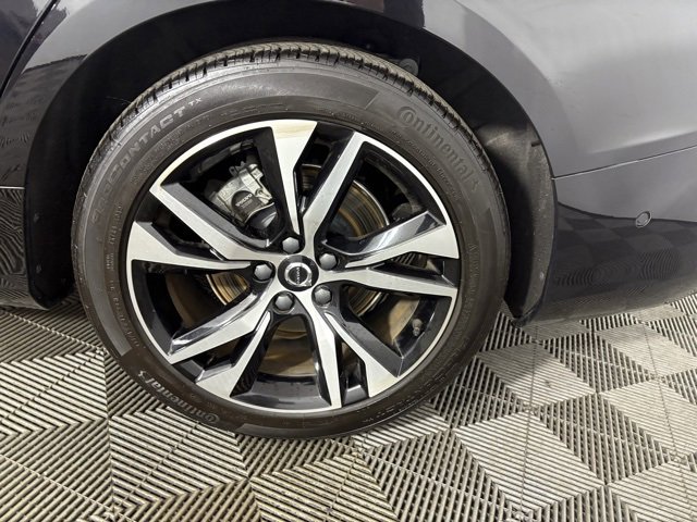 Used 2024 Volvo S60 B5 Plus image 22