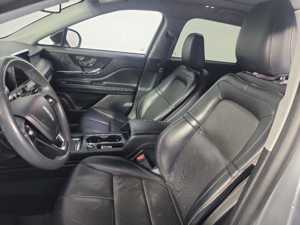 Used 2021 Lincoln Corsair AWD w/ Premium Package image 18