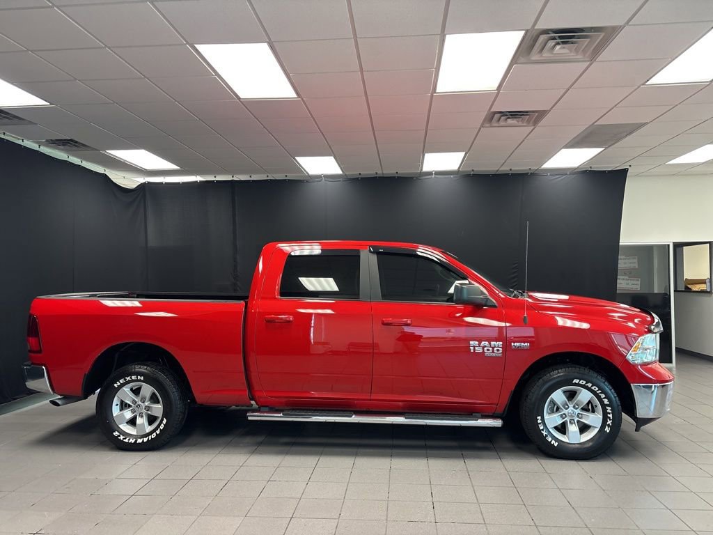 Used 2019 RAM 1500 Classic SLT AWD/4WD image 2