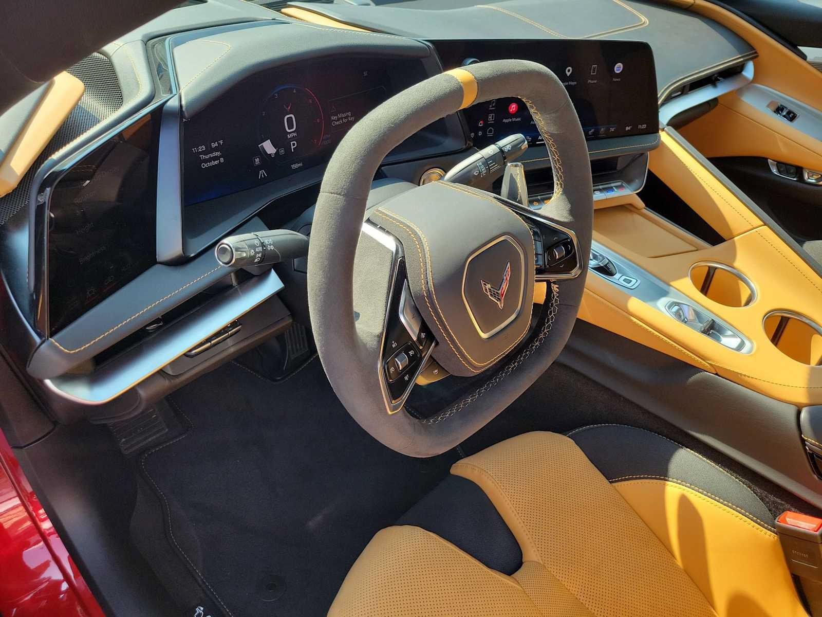 Used 2026 Chevrolet Corvette Stingray Preferred Conv w/ 2LT RWD image 2