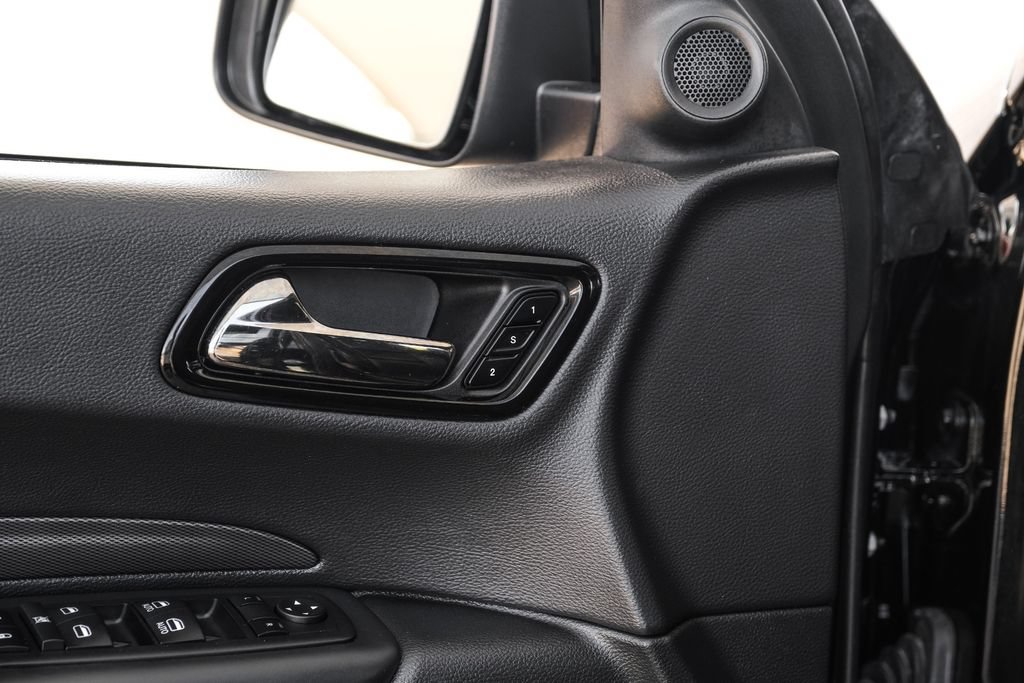 Used 2025 Dodge Durango R/T AWD/4WD image 49