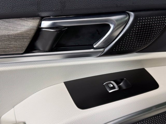 Used 2021 Kia Telluride SX FWD image 24