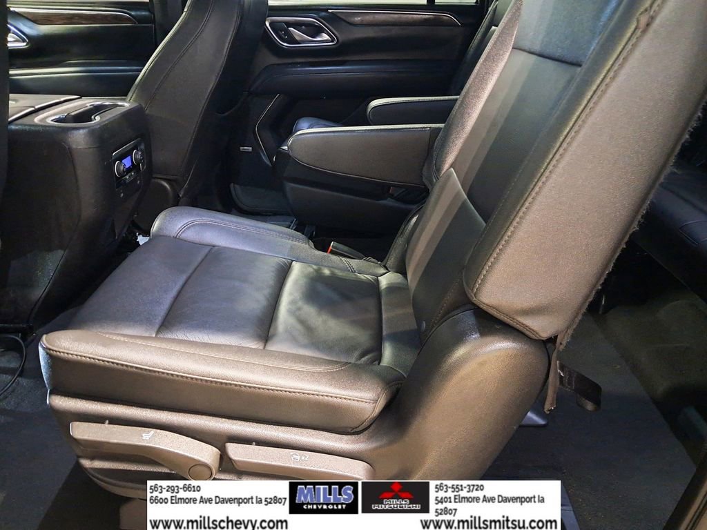 Used 2023 Chevrolet Suburban Z71 AWD/4WD image 12