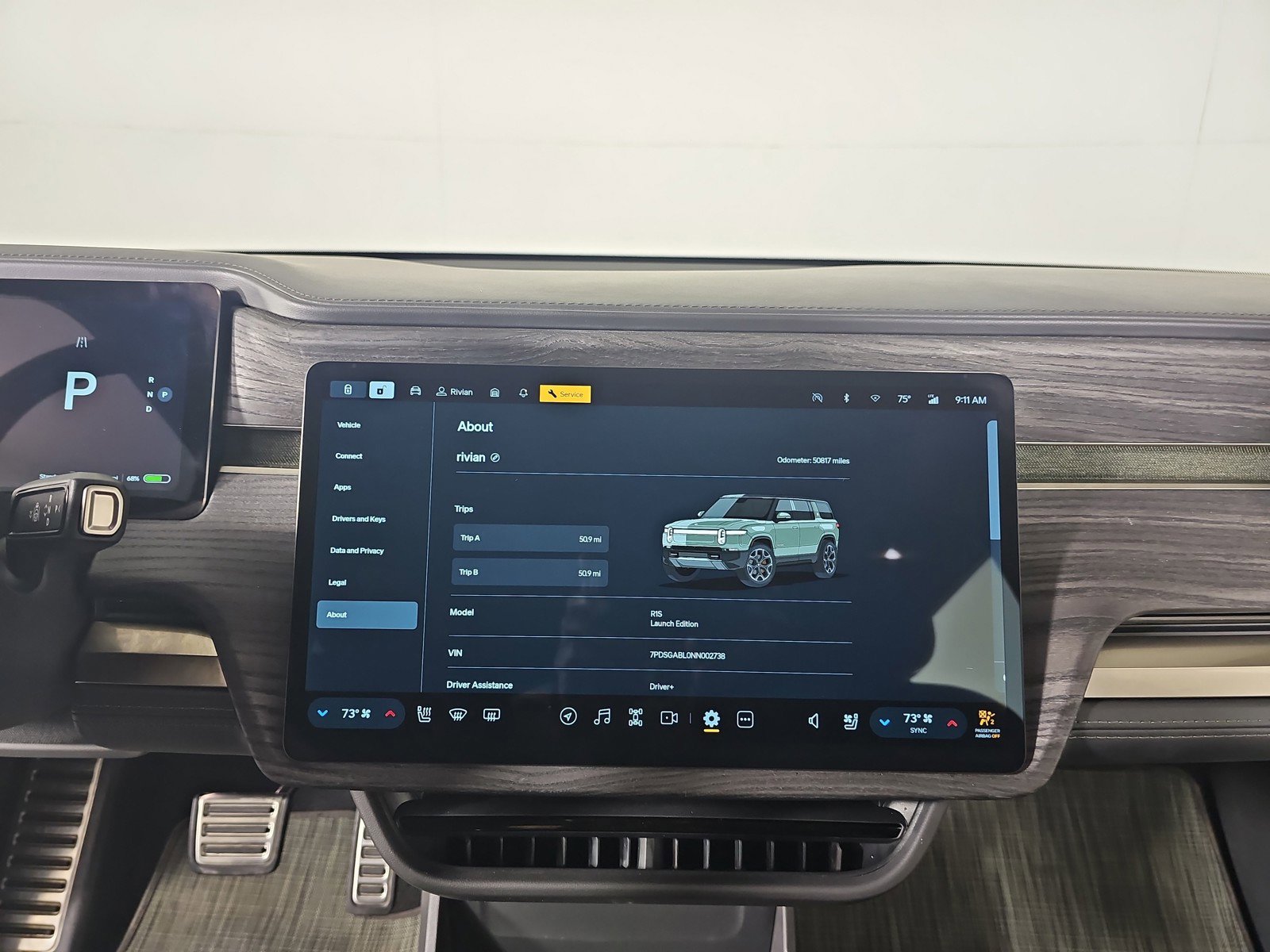 Used 2022 Rivian R1S Launch Edition image 28
