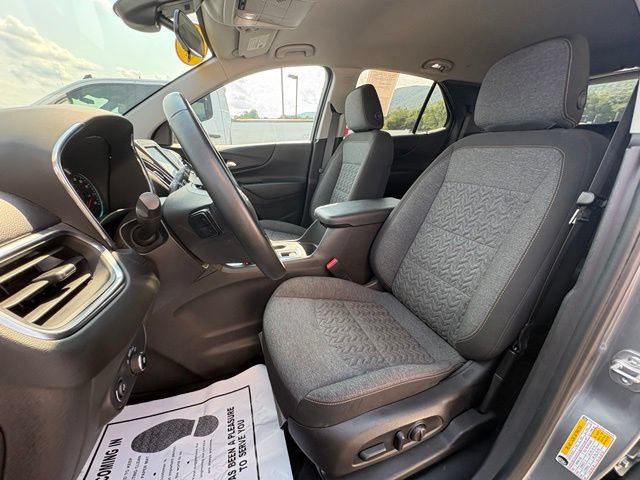 Used 2024 Chevrolet Equinox LT w/ Driver Convenience Package AWD/4WD image 23