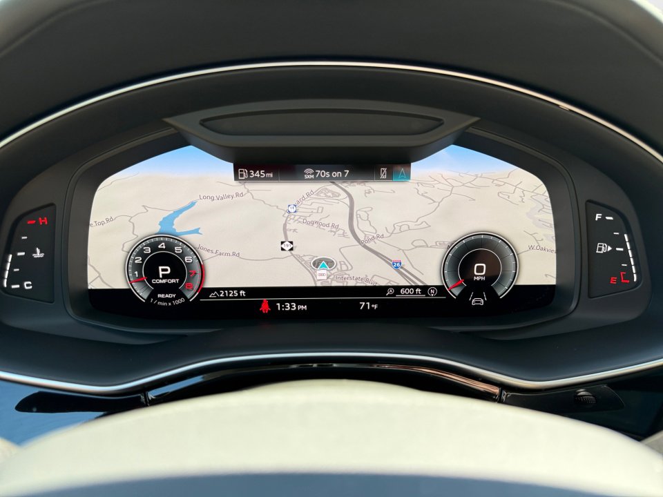 Used 2022 Audi Q8 Prestige image 11