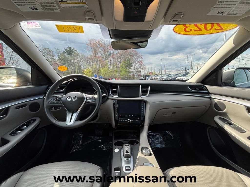 Used 2023 INFINITI QX50 Luxe AWD/4WD image 14