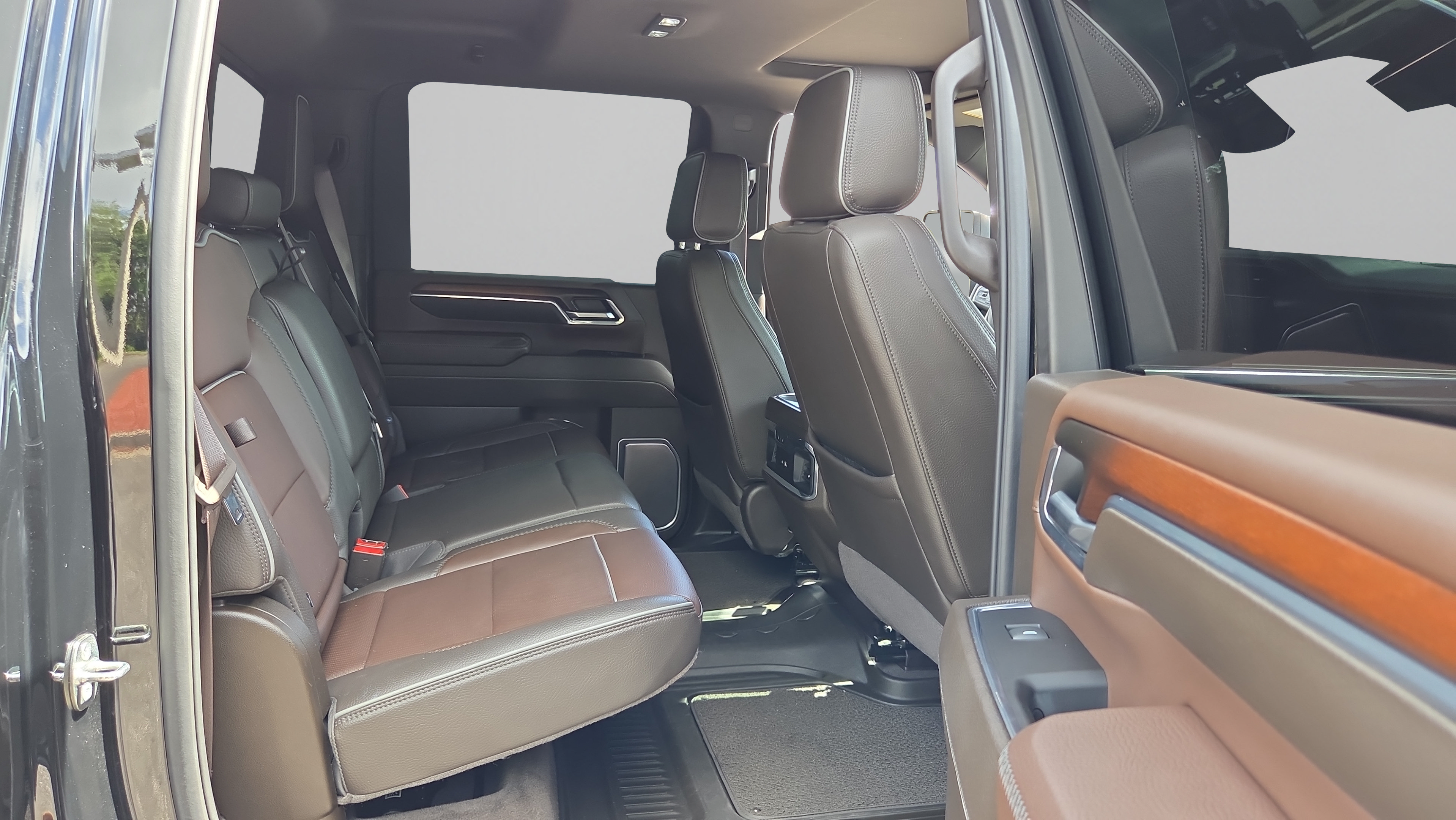 Certified 2024 GMC Sierra 2500 Denali w/ Denali Reserve Package AWD/4WD image 14
