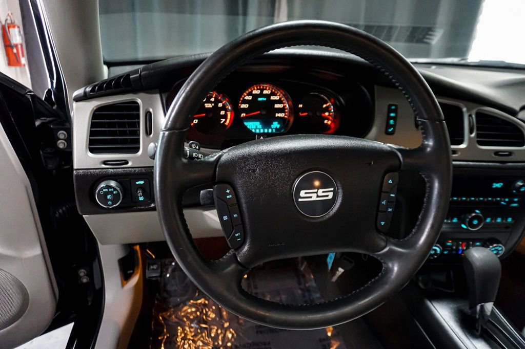 Used 2006 Chevrolet Monte Carlo SS w/ Convenience Package FWD image 55