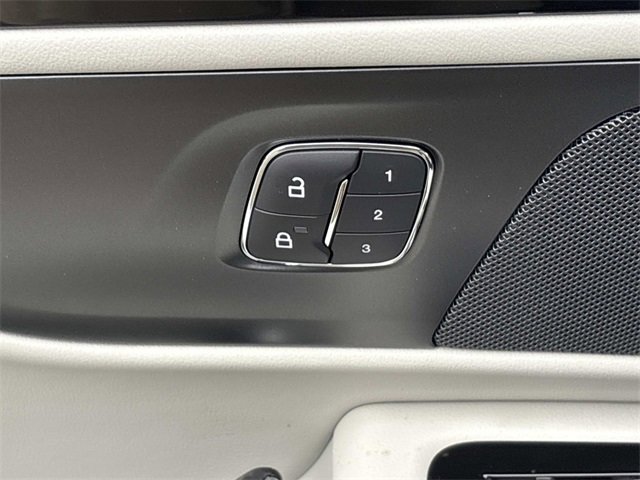 New 2026 Lincoln Nautilus Premier w/ Equipment Group 102A image 21