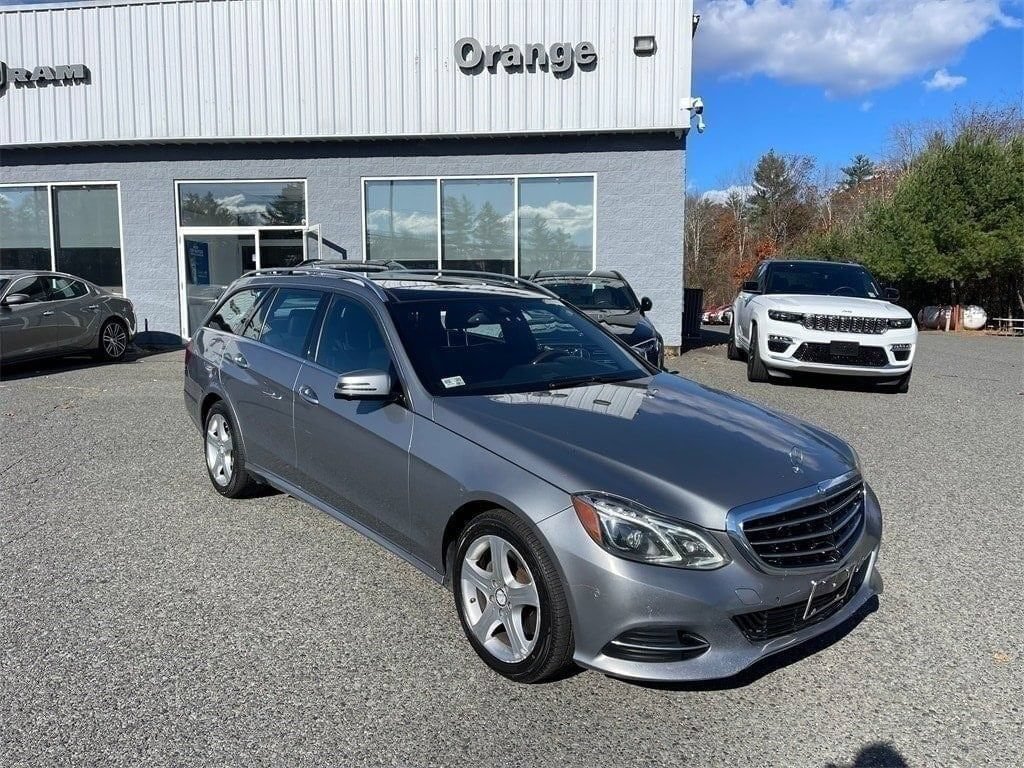 Used 2015 Mercedes-Benz E 350 4MATIC Wagon image 8