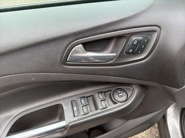 Used 2013 Ford Escape SEL image 22