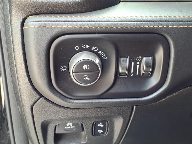 Used 2019 RAM 1500 Laramie Longhorn AWD/4WD image 32