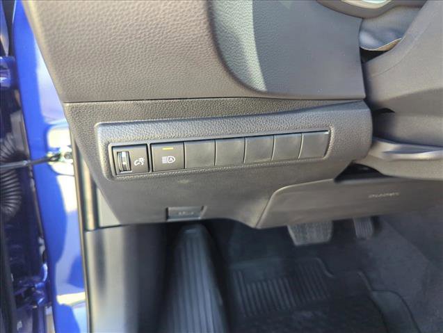 Used 2026 Toyota Corolla XSE FWD image 29