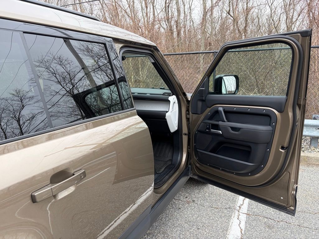 Certified 2025 Land Rover Defender 110 S image 14