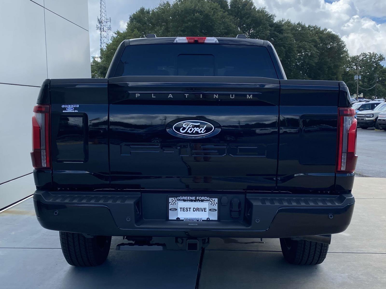 New 2025 Ford F150 Platinum w/ Equipment Group 702A High image 5
