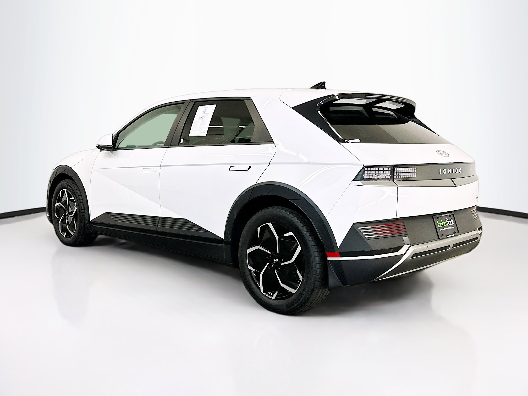 Used 2023 Hyundai Ioniq 5 SEL w/ Cargo Package image 5