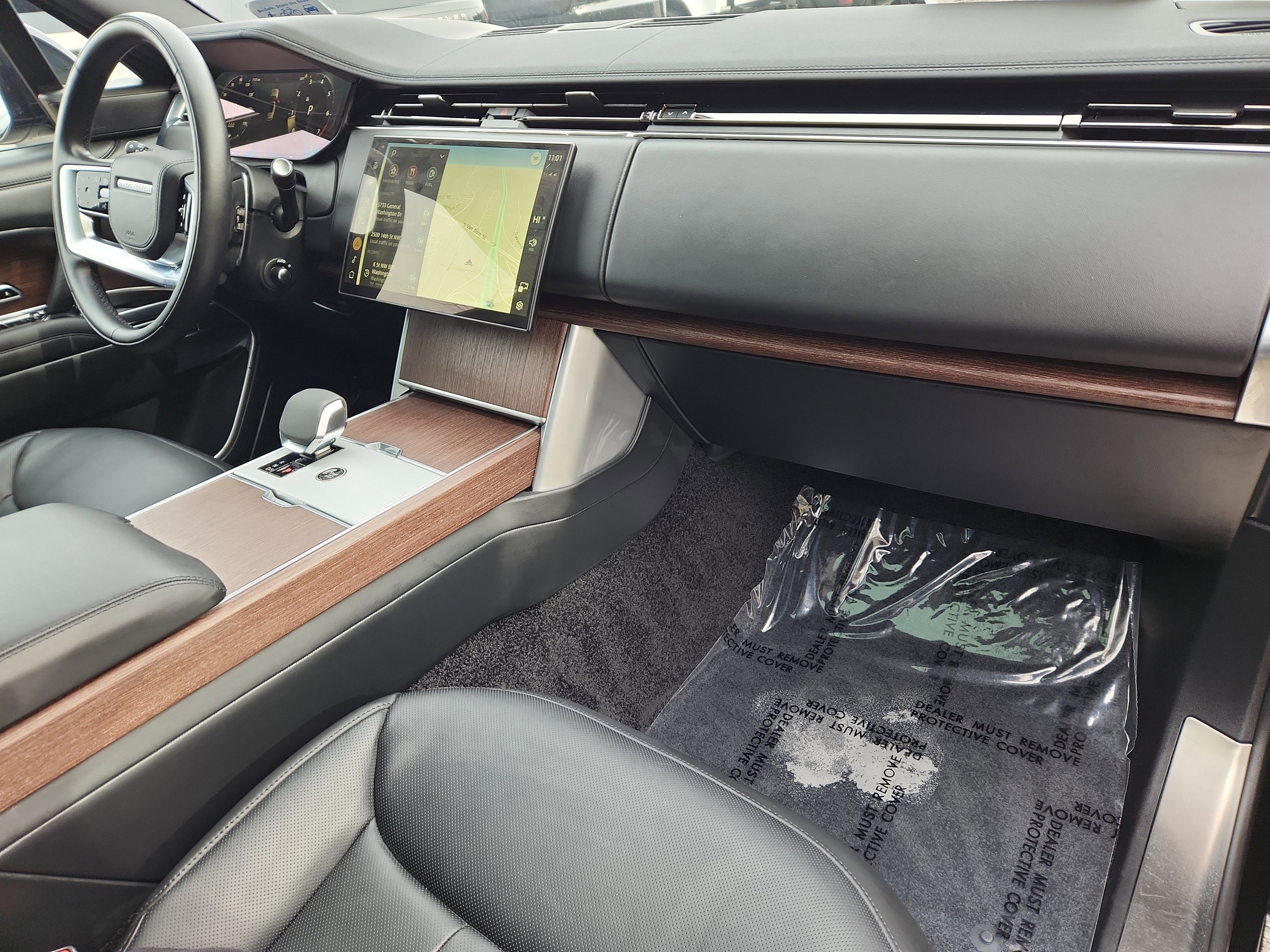 Used 2024 Land Rover Range Rover SE image 29