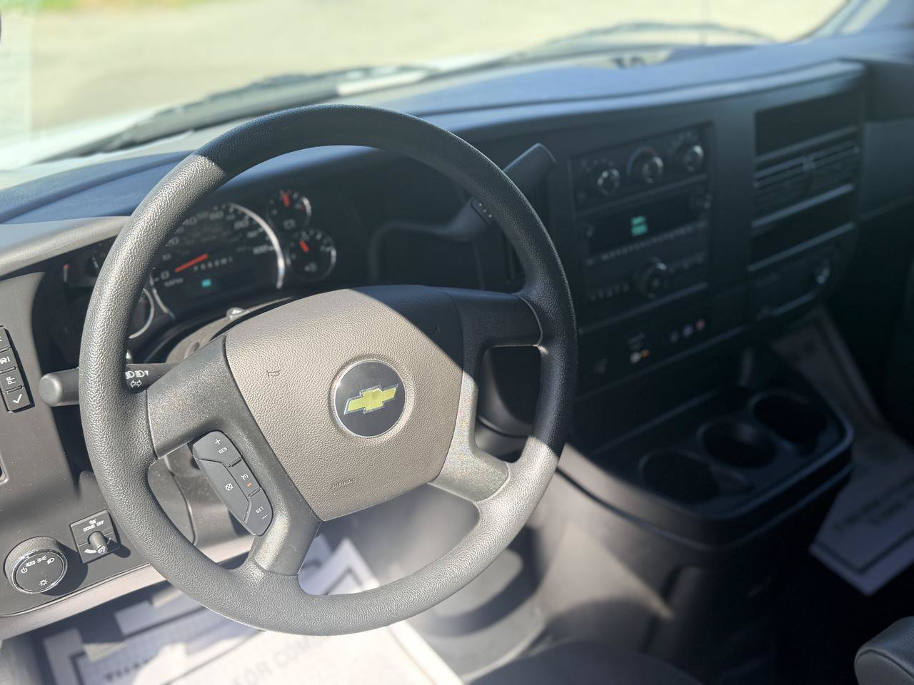 Used 2025 Chevrolet Express 2500 w/ Driver Convenience Package RWD image 13