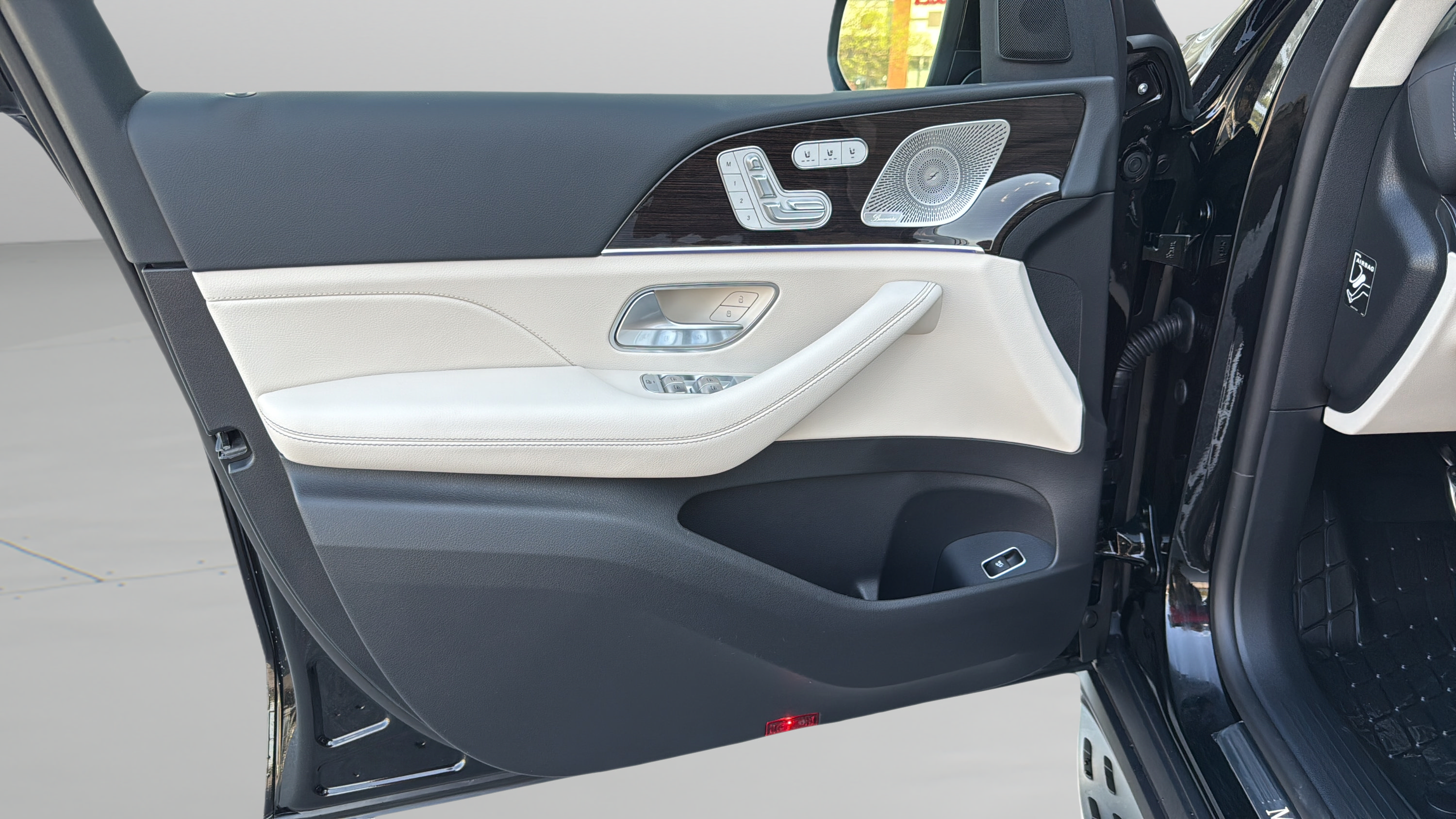 Certified 2026 Mercedes-Benz GLS 450 4MATIC image 13