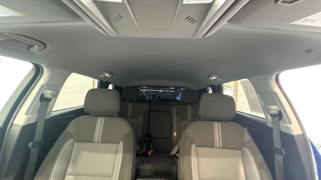 Used 2025 Chevrolet Blazer LT AWD/4WD image 33
