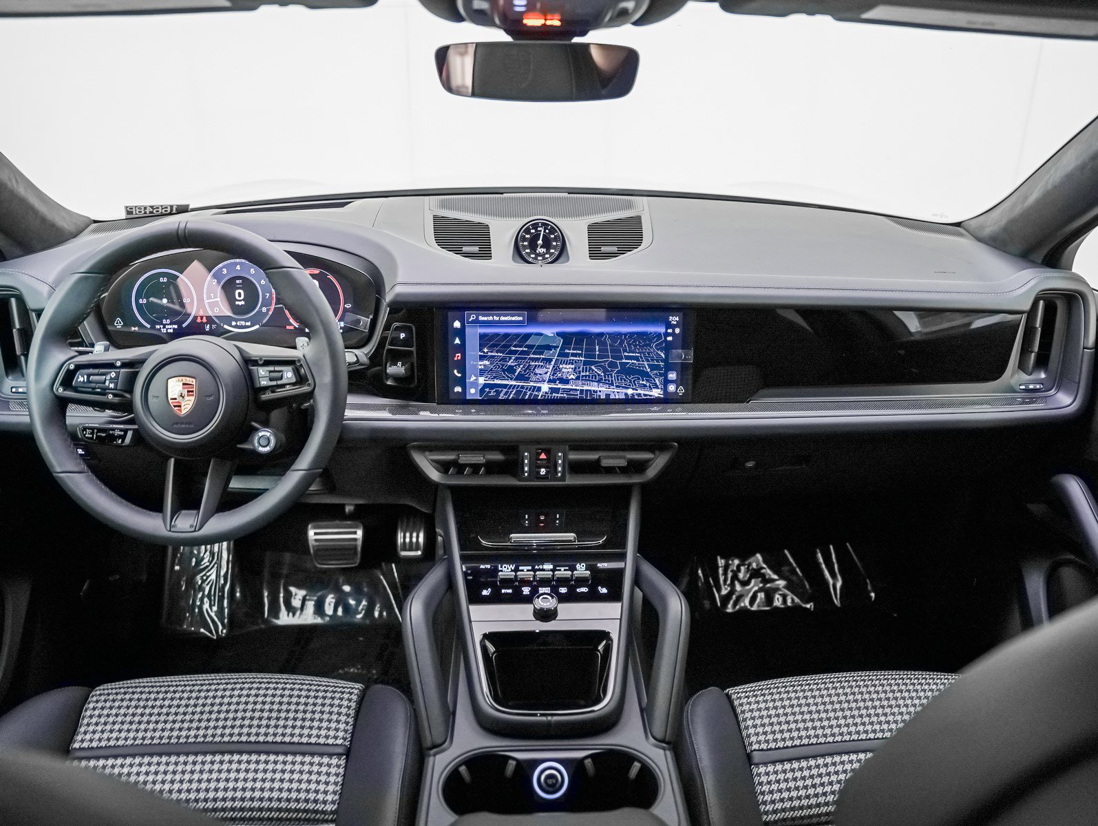 New 2026 Porsche Cayenne GTS image 15