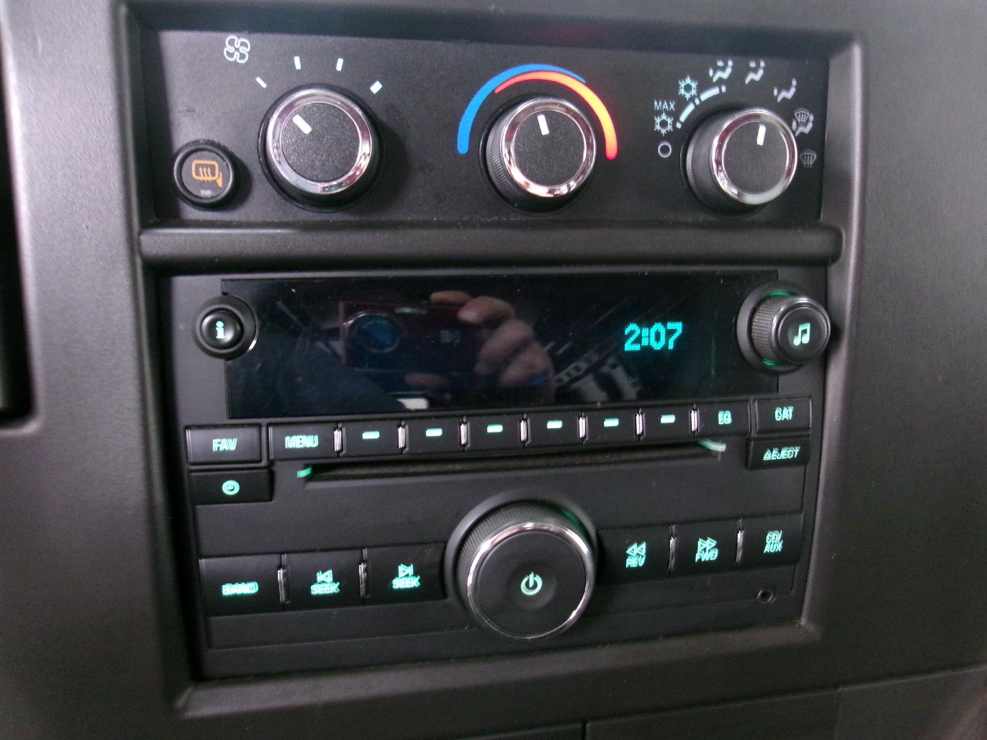 Used 2019 Chevrolet Express 2500 w/ Communications Package image 5