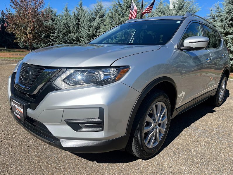 Used 2020 Nissan Rogue SV image 31