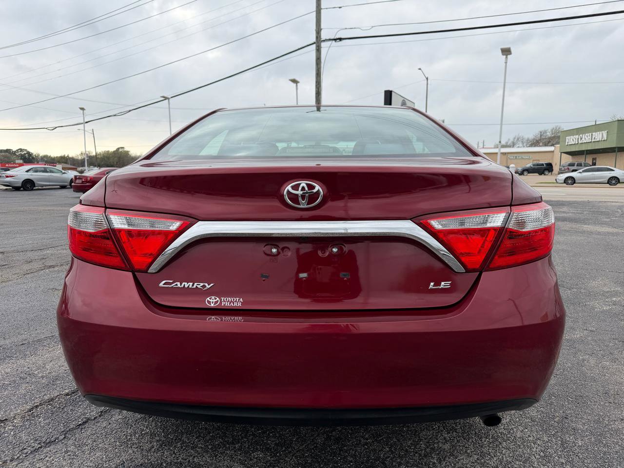 Used 2016 Toyota Camry LE image 6