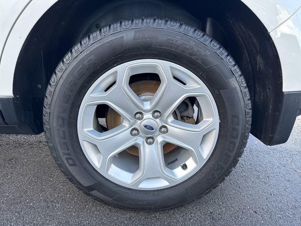 Used 2013 Ford Edge SEL image 29