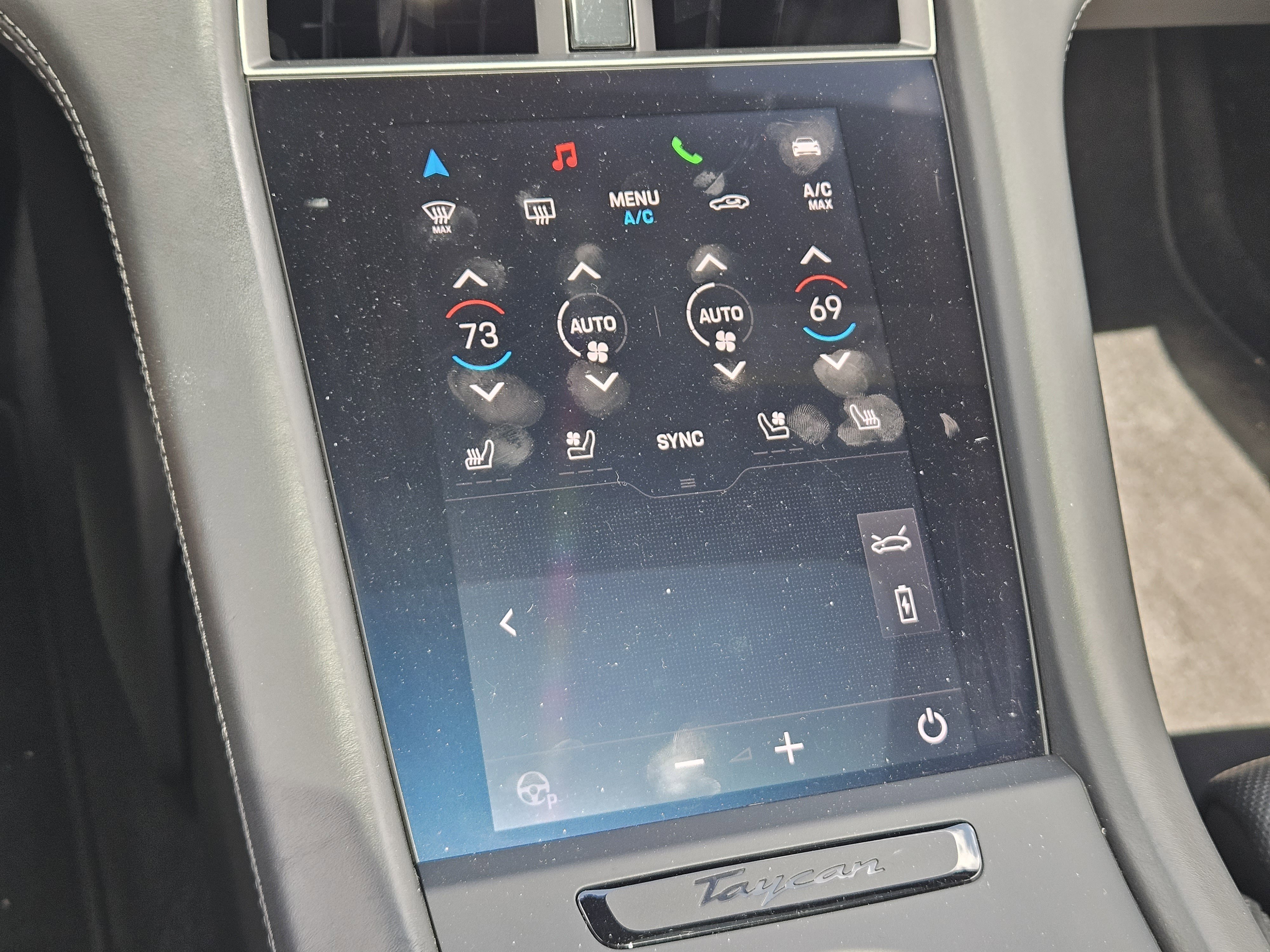 Used 2022 Porsche Taycan Turbo S image 19