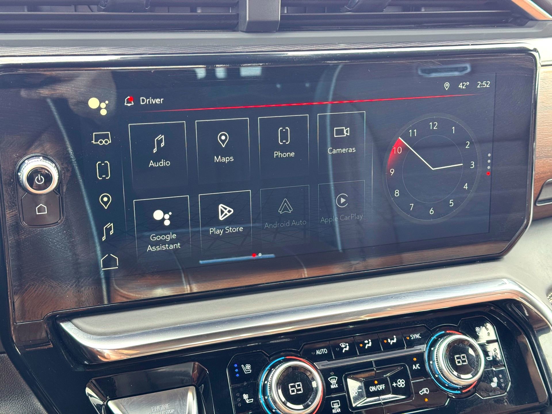 Used 2024 GMC Sierra 2500 Denali Ultimate image 32