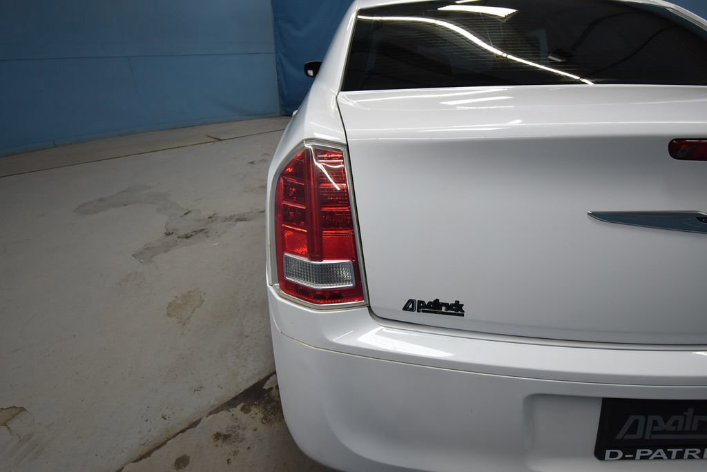 Used 2013 Chrysler 300 S image 36