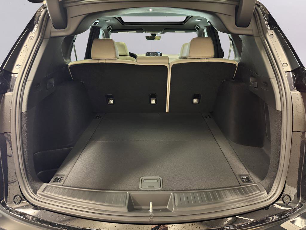 Used 2025 Acura RDX SH-AWD image 33