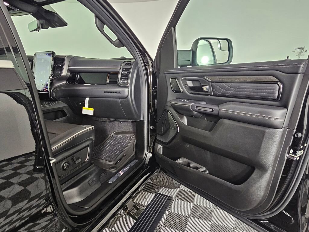 New 2026 RAM 1500 Limited AWD/4WD image 38