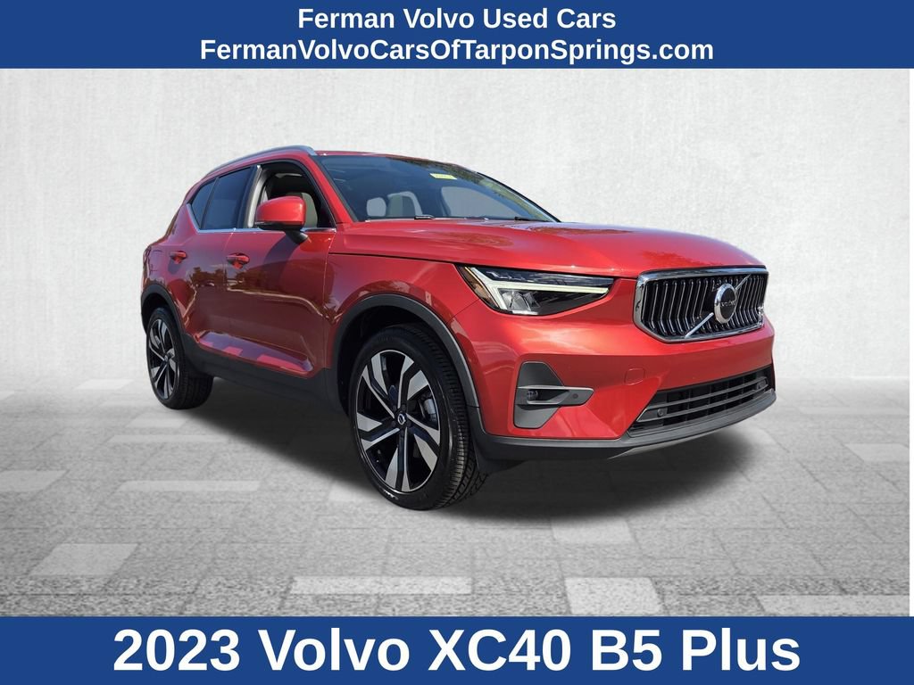 Certified 2023 Volvo XC40 B5 Plus AWD/4WD image 1