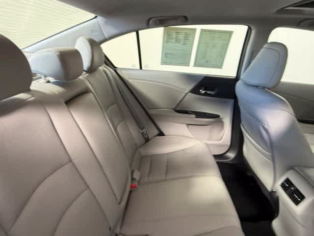 Used 2015 Honda Accord EX-L image 51