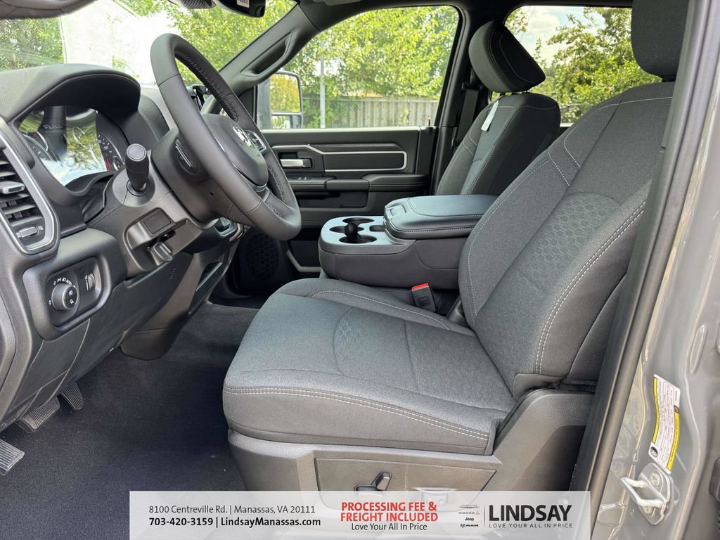 New 2026 RAM 2500 Big Horn AWD/4WD image 17