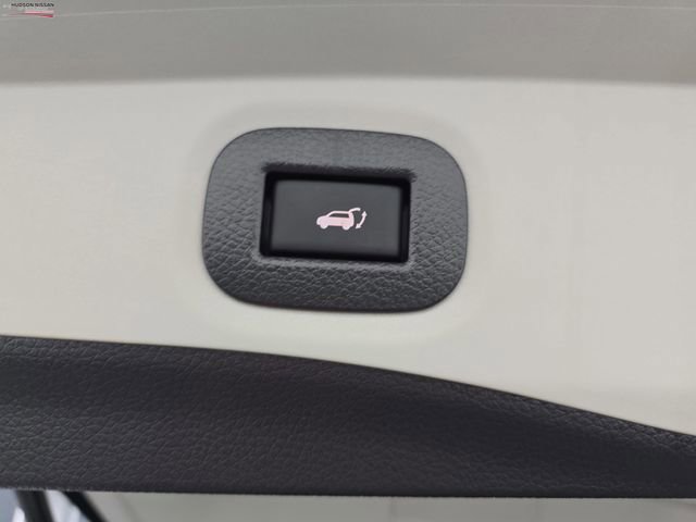 Used 2020 Nissan Rogue SV image 47