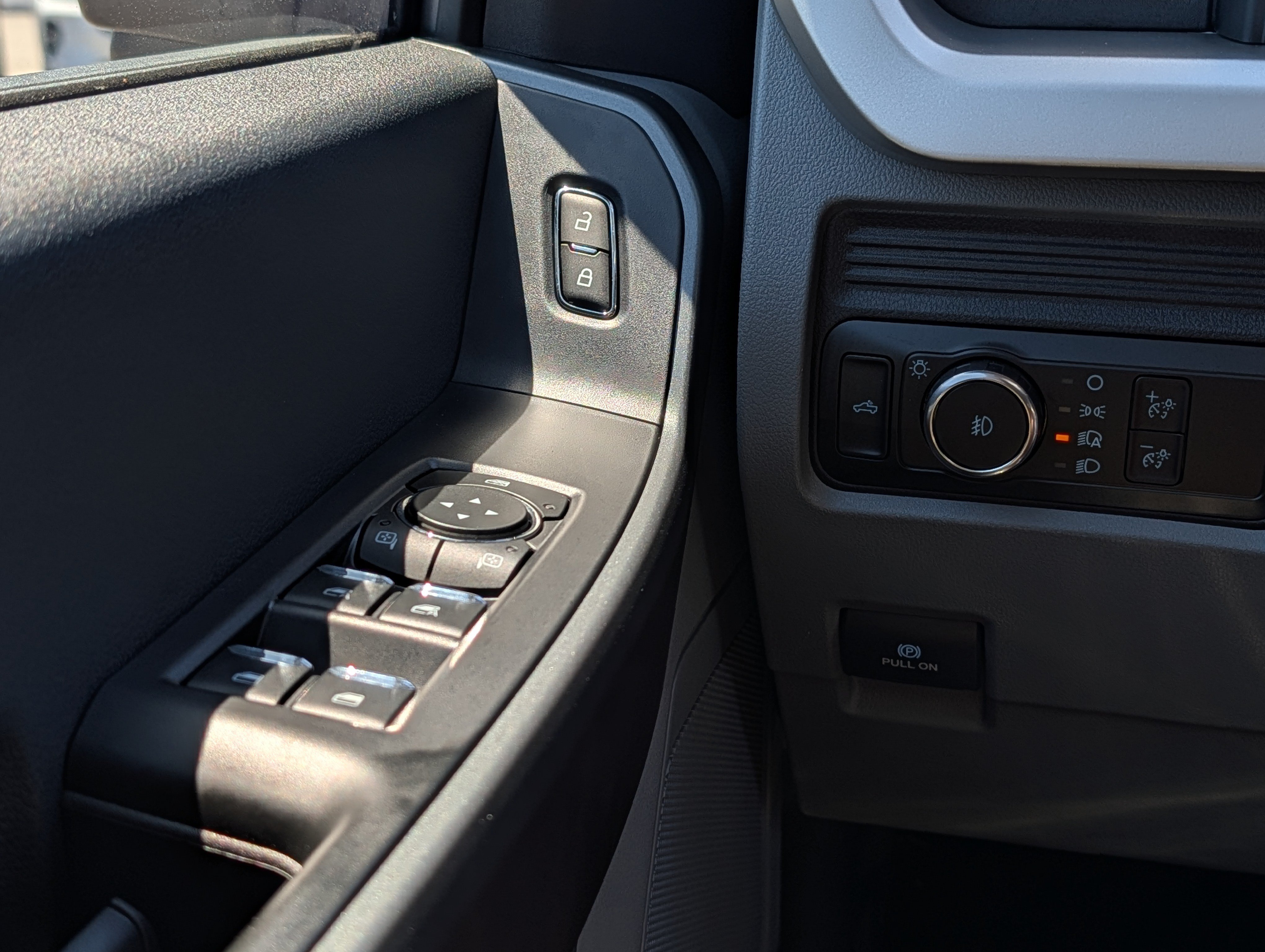 New 2026 Ford F250 XL w/ STX Appearance Package AWD/4WD image 55