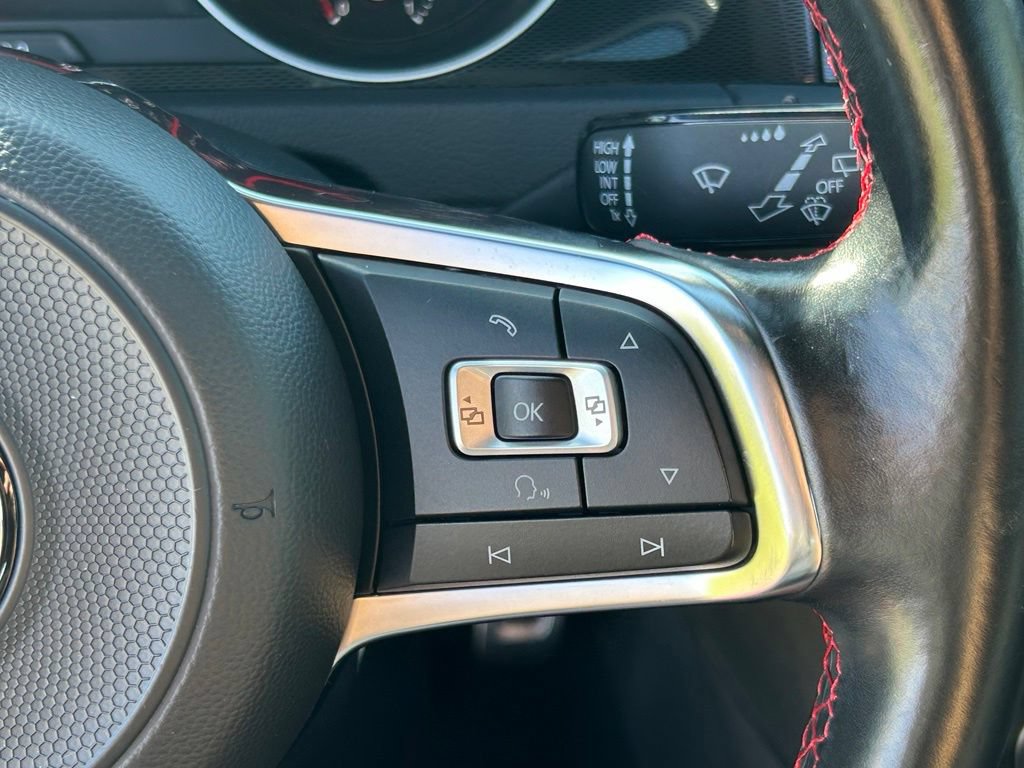 Used 2017 Volkswagen GTI Autobahn FWD image 22
