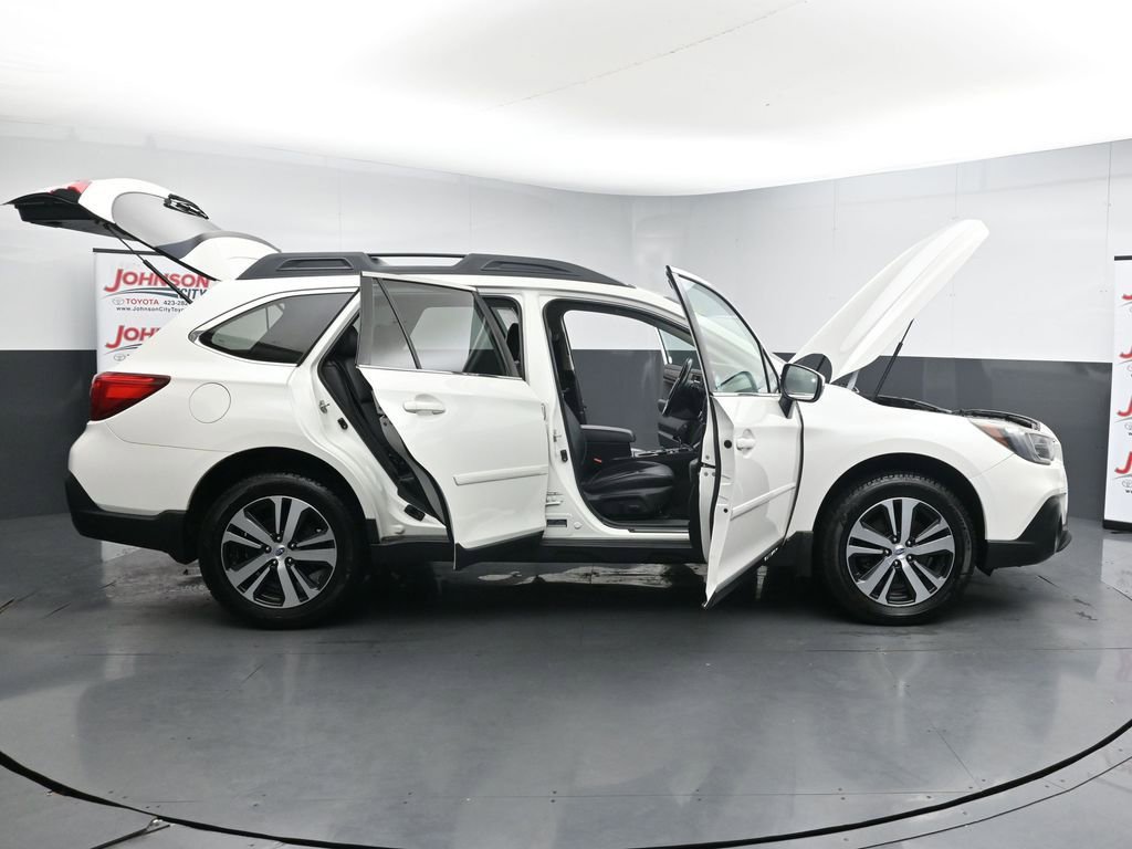Used 2018 Subaru Outback 3.6R Limited image 41