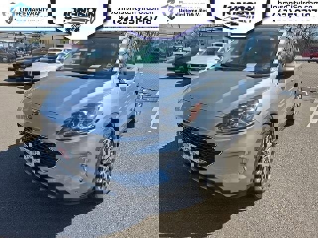 Used 2022 Ford Escape Titanium w/ Class II Trailer Tow Package image 1