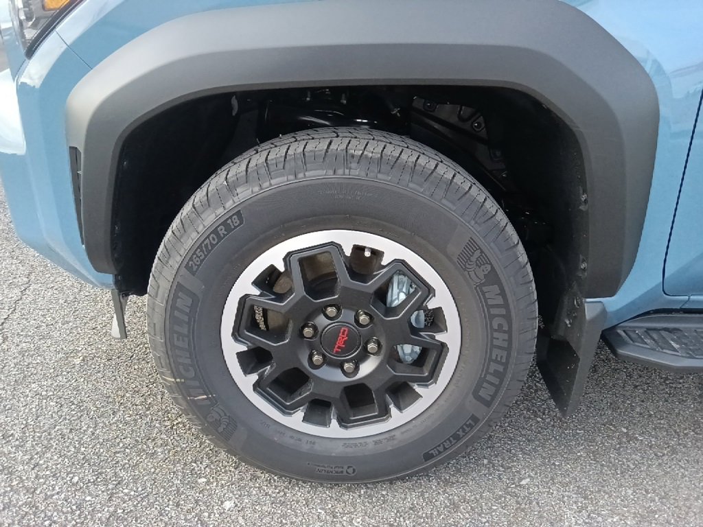 New 2025 Toyota 4Runner TRD Off-Road Premium image 10